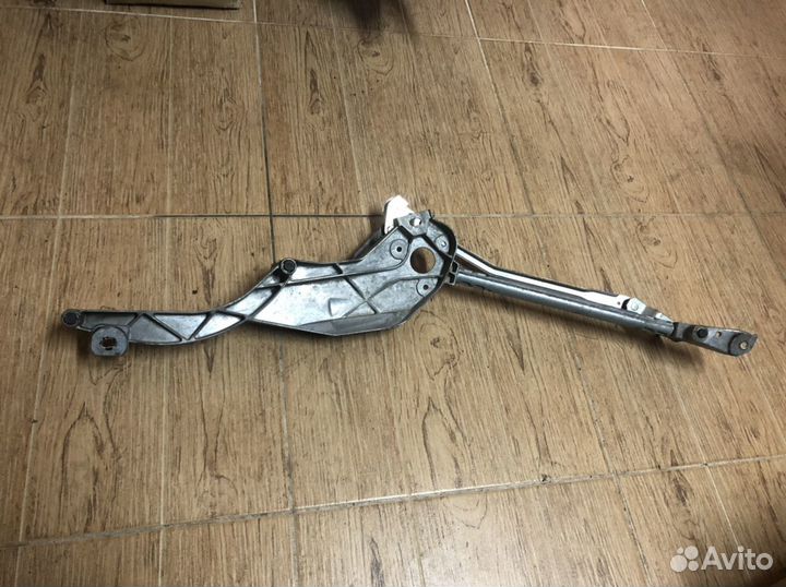 Трапеция стеклоочистителя Mercedes W211