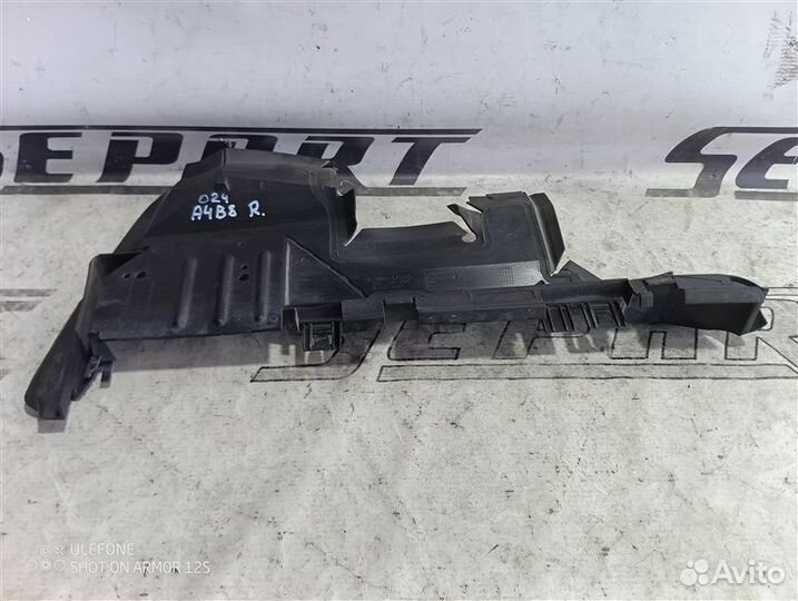 Воздуховод радиатора передний правый Audi A4 B8