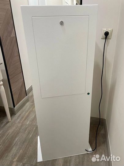 Аппарат для дезинфекции рук