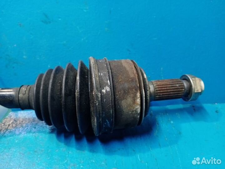 Привод передний левый Honda Accord 7 K20Z