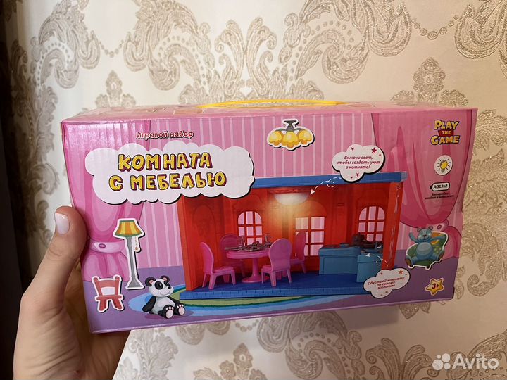 Комната с мебелью, светом и посудой. Детский набор