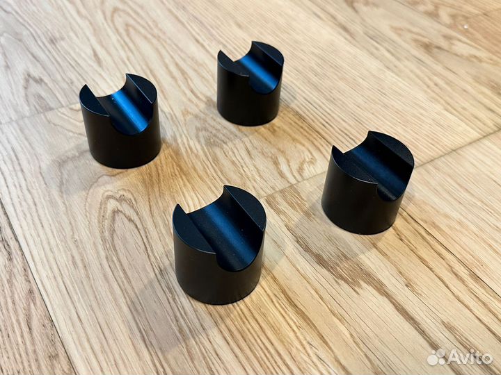 Демфируюшие подставки под аудио кабел я
