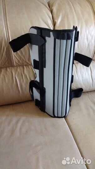 Ортез на коленный сустав тутор