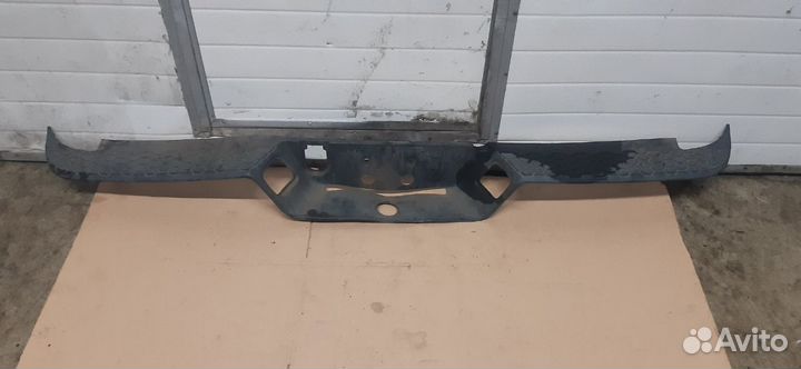 Dodge RAM 2009-2018 накладка заднего бампера