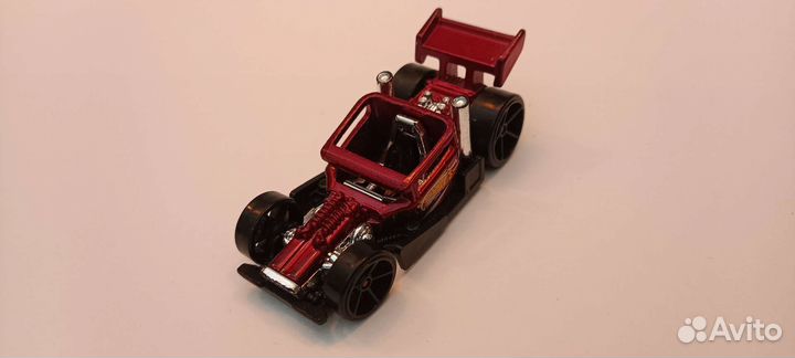 Машинки Hot wheels хотвилс в ассортименте