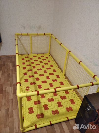 Детский манеж Leco