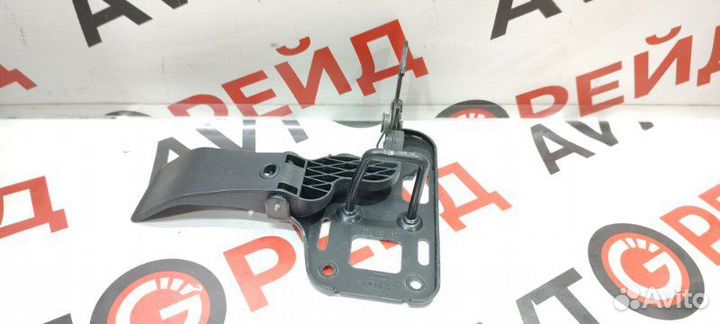 Замок капота Audi Q5 8R cncd 10.06.2013