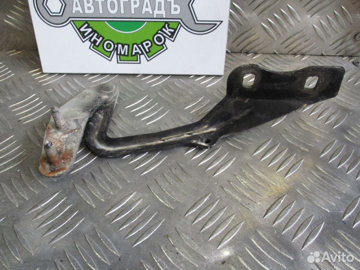 Петля капота Ford Focus 2 1.8 2006г