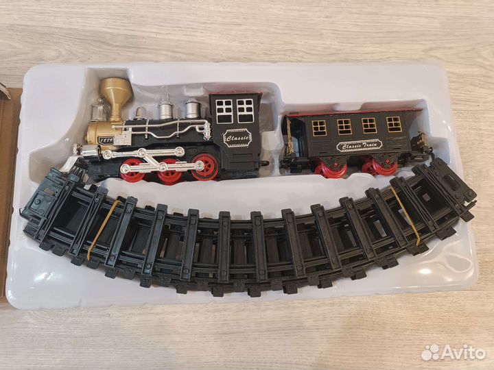 Игрушка железная дорога свет, звук, дым