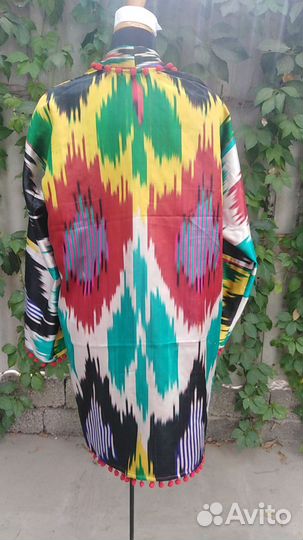 Узбекский шелковый халат из Хан атласа. Кимоно