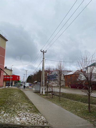 Доля в 3-к. квартире, 62,3 м², 2/5 эт.