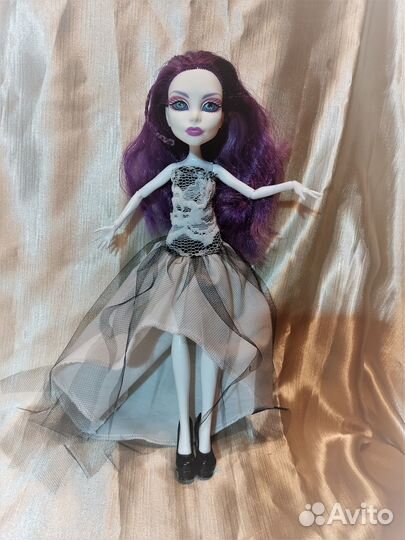 Платье для куклы-монстра. Стиль Труп невесты