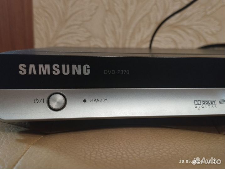 DVD Samsung с дисками в отличном состоянии