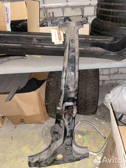 Стока кузова сред. лев. KIA Spectra