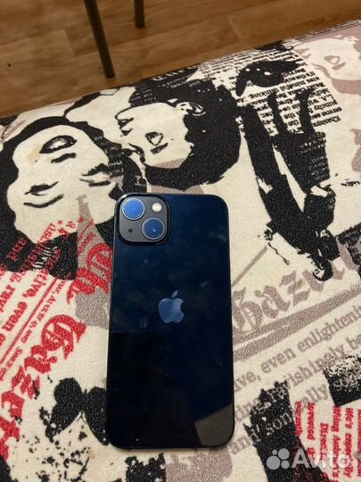 Телефон iPhone 13 128