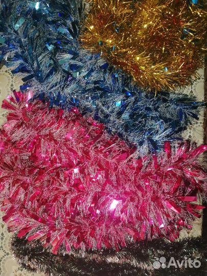 Новогодняя мишура. Новогодние украшения