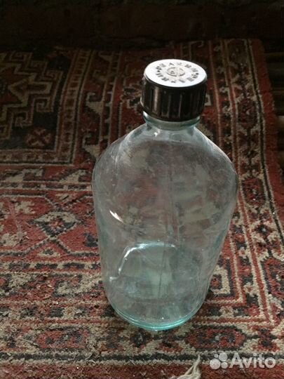 Ёмкость с крышкой 1л