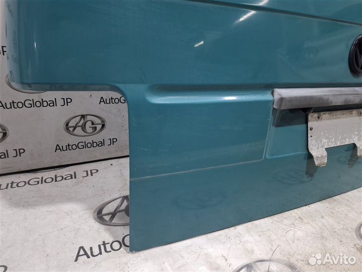 Дверь 5-я Volkswagen Caravelle T4 ACU 1996