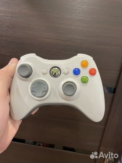 Джойстик Xbox 360 белый беспроводной