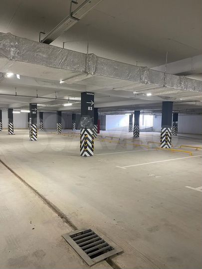 Машиноместо, 15 м²
