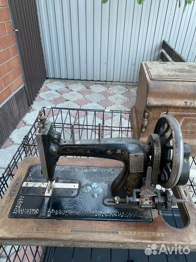 Швейная машинка