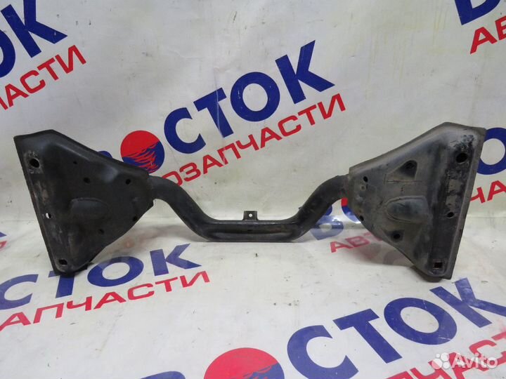 Балка поперечная Перед mazda bongo SKP2V