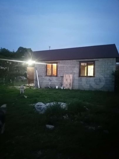 Дом 40 м² на участке 8 сот.
