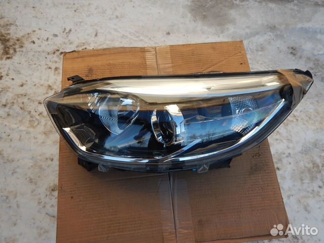 Фара левая Renault Kaptur