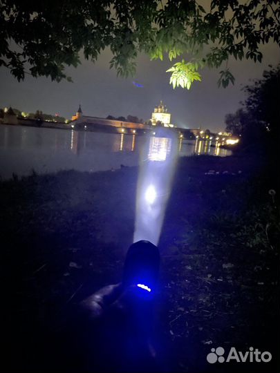 Сверхъяркий фонарик, есть разные модели, доставка