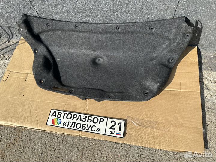 Обшивка крышки багажника Toyota Camry V50