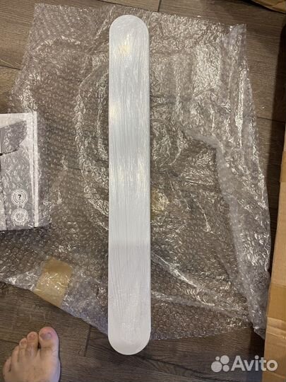 Полка в ванную белая металл новая