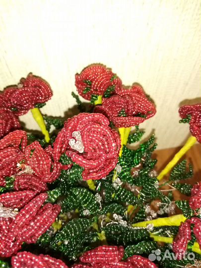 Розы из бисера