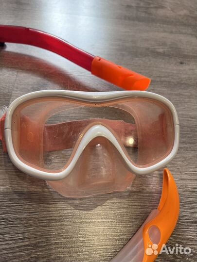 Маска и трубка для плавания