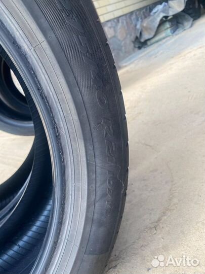 Pirelli P Zero 275/40 R21 и 315/35 R21 W