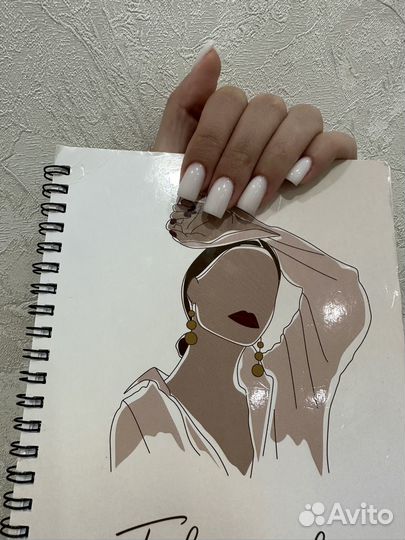 Требуются модели на маникюр