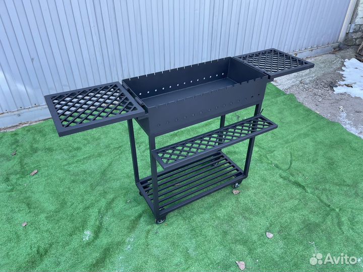 Мангал № 0074 ковка на колесах с откидными полками