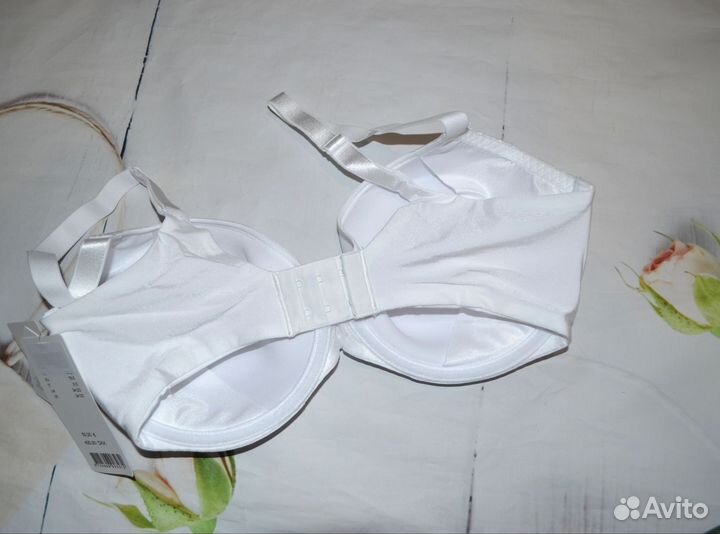 Бюстгальтер 75E Femilet by Chantelle