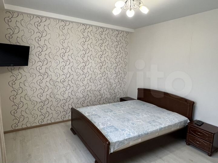2-к. квартира, 77 м², 18/25 эт.