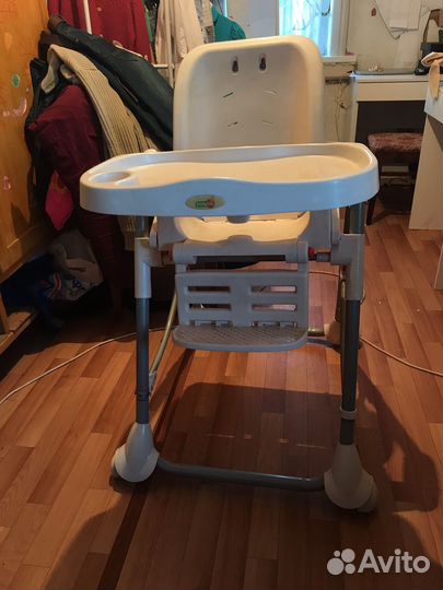 Стул для кормления