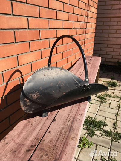 Дровница для камина