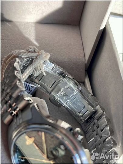 Часы Vivienne Camberwell Quartz Green