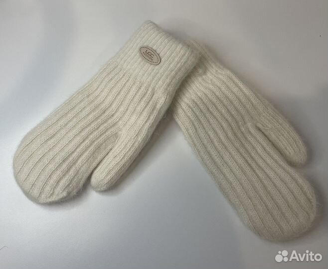 Женские варежки вязаные