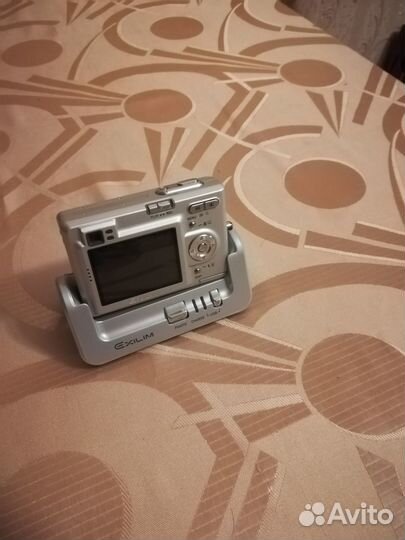 Фотоаппарат casio Exilim Zoom EX-Z4