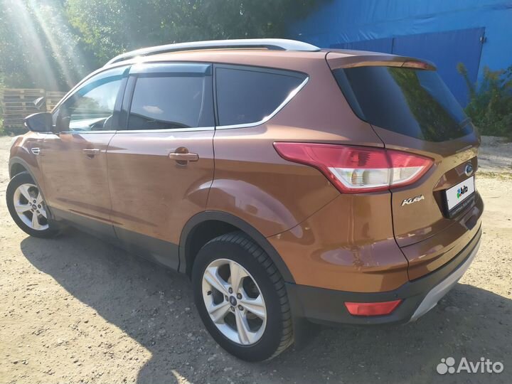Ford Kuga, 2014