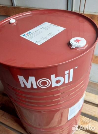 Масло моторное Mobil 15W40 для грузовиков