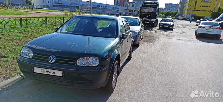 Volkswagen Golf 1.6 МТ, 1999, 270 000 км
