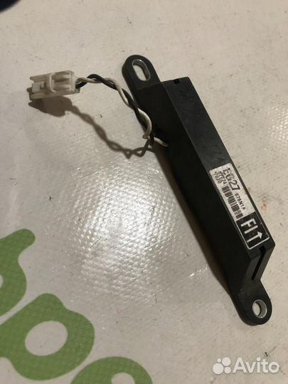 Антенна Mazda Cx7 2007-2012