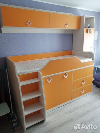 Продам детскую мебель
