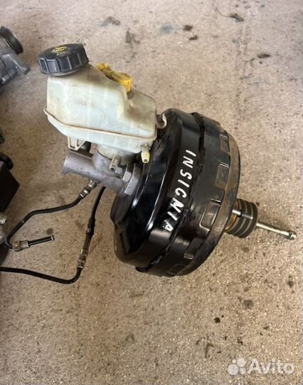 Вакуумный усилитель тормозов Opel Insignia