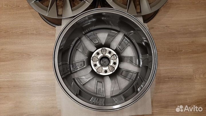 Оригинальные диски Skoda Octavia R17 Чехия